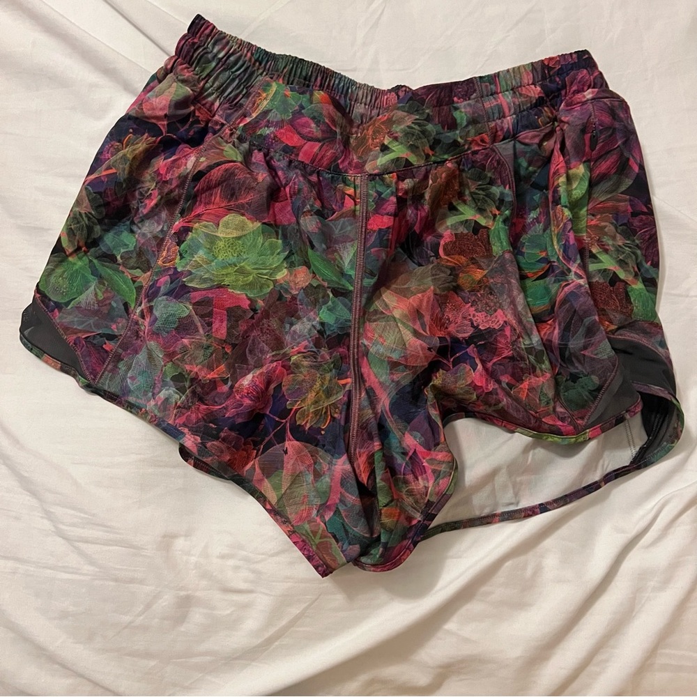 Lululemon Hotty Hot Shorts